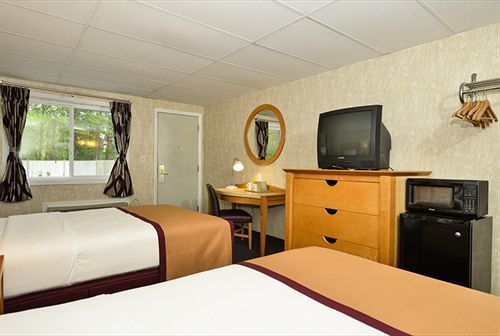 Howard Johnson By Wyndham West Yarmouth Cape Cod Exterior foto