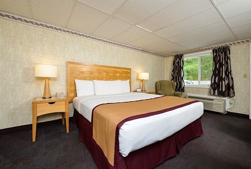 Howard Johnson By Wyndham West Yarmouth Cape Cod Exterior foto